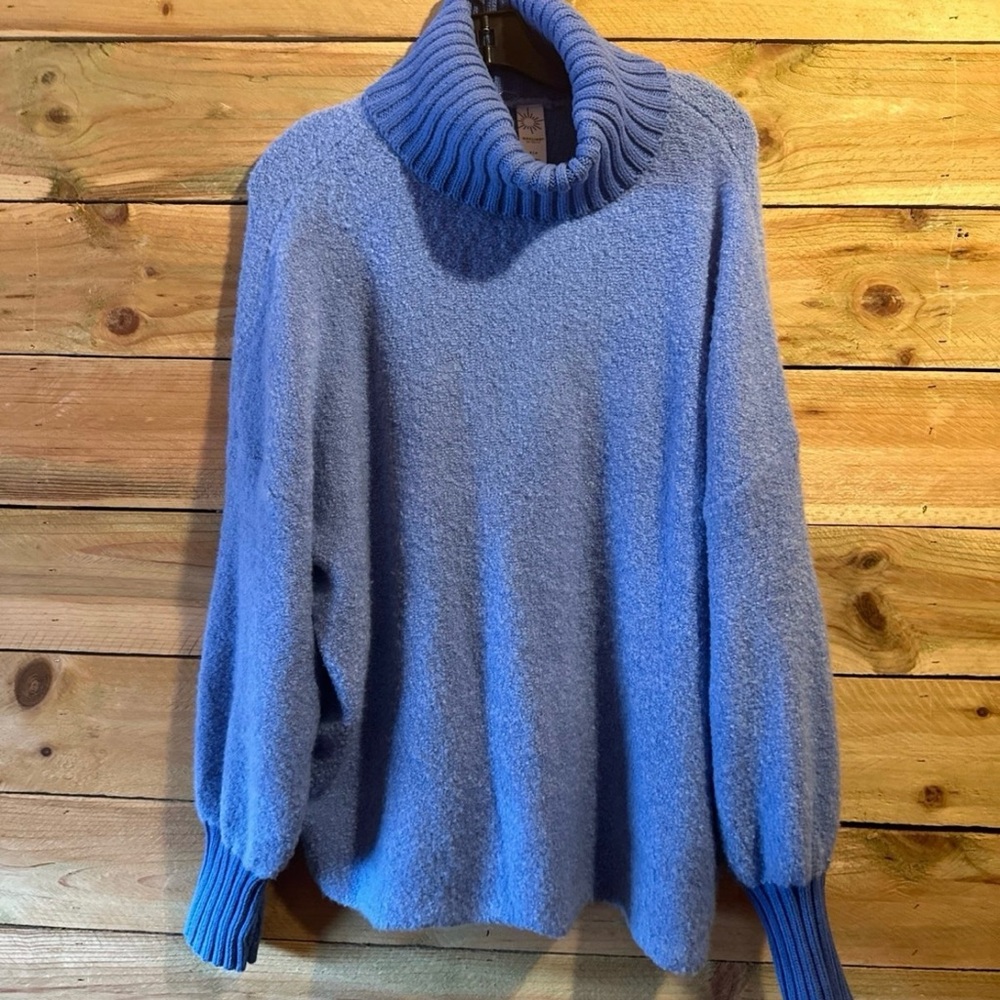 Aerie Turtleneck Sweater size S